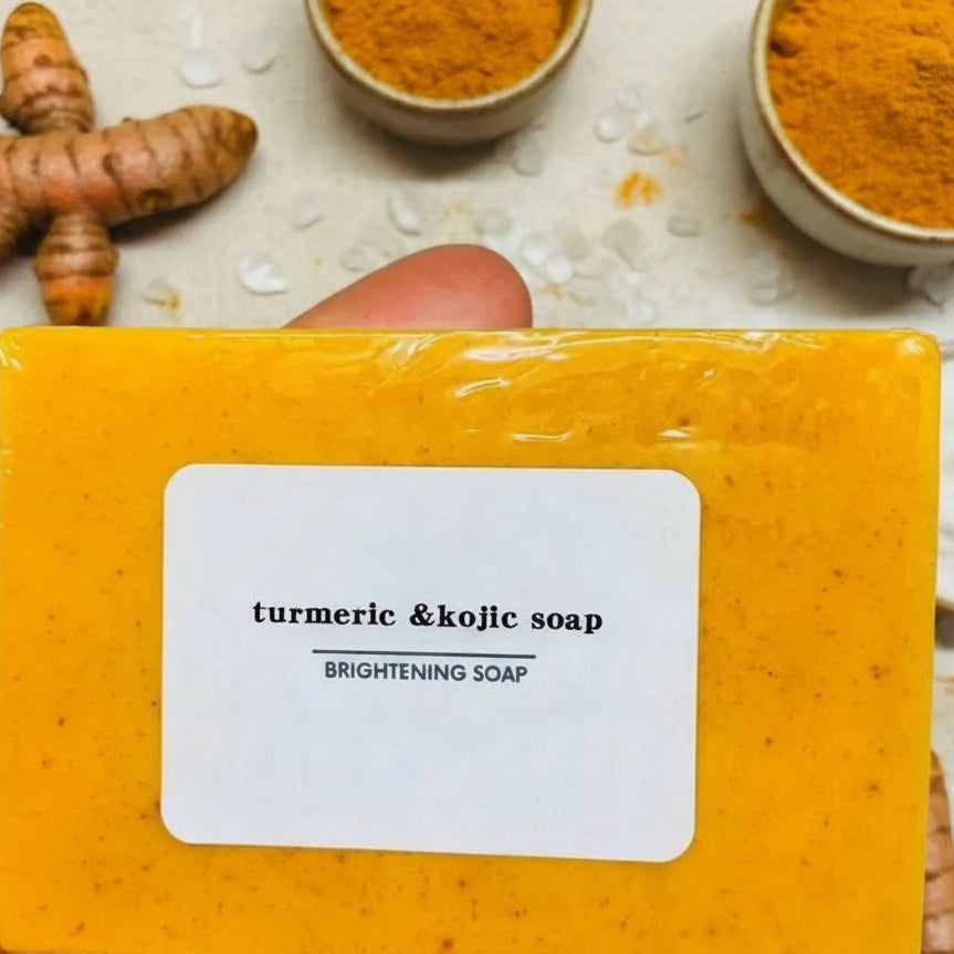 Sabonete artesanal de cúrcuma e ácido kójico
