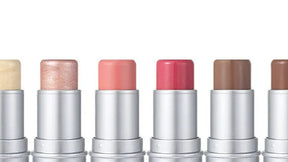 Schick Stick- Contorno, Iluminador ou Blush em Bastão